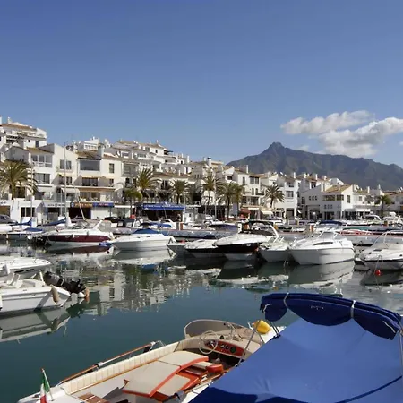 Holivista By * Estepona