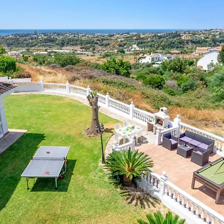Villa Holivista By